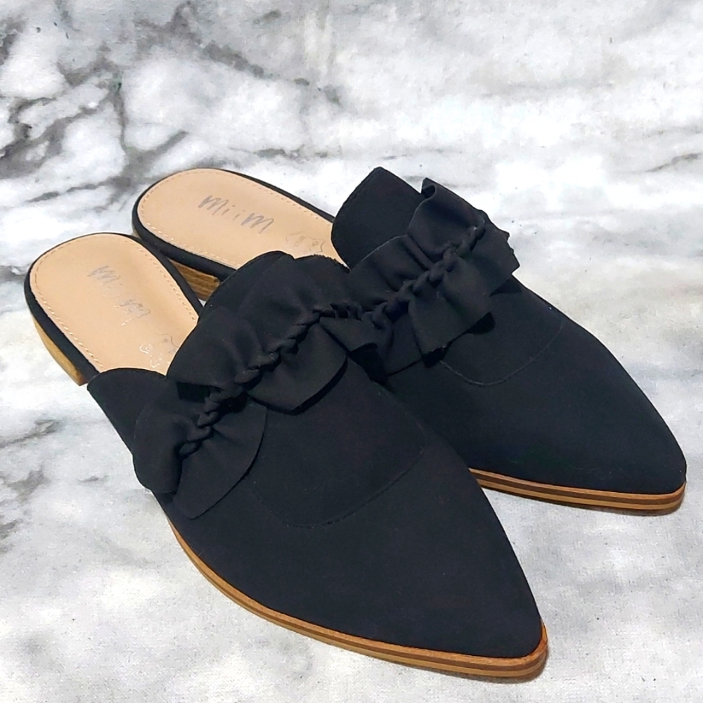Mi.iM Elegant Black Ruffle Mules